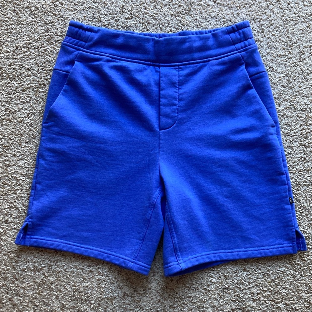 On Running Men’s Sweat Shorts Blue Athletic Run on Clouds Sz S